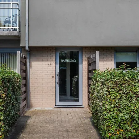 Maeterlinck 0102 + Garage 2 Apartman